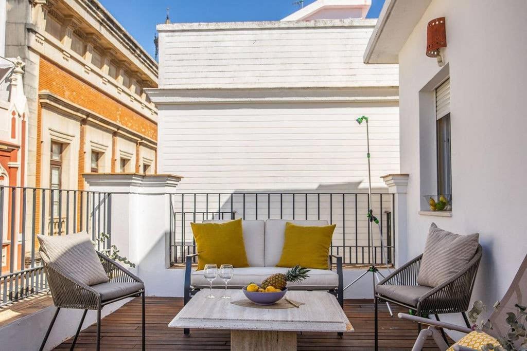 Appartement Next To The Mushrooms, Very Bright Penthouse. Sevilla