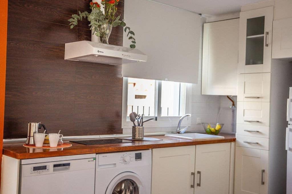 Appartement Next To The Mushrooms, Very Bright Penthouse. *